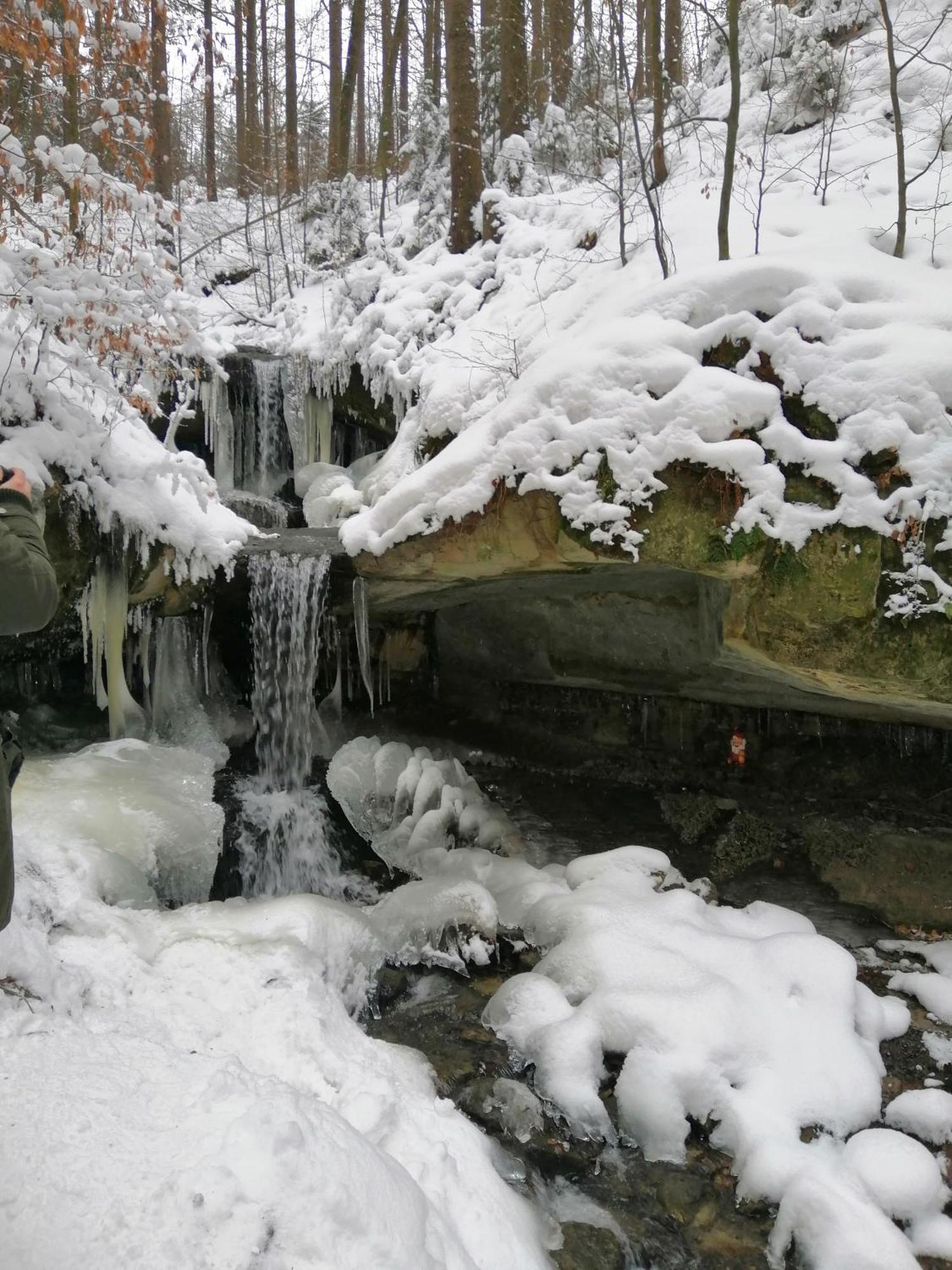 Penzion Jura Chřibská エクステリア 写真